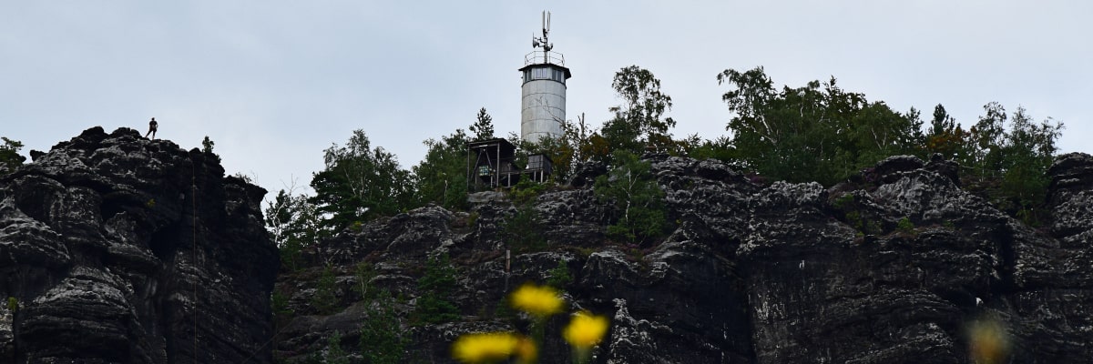 Blick auf den Papststein in der Sächsischen Schweiz