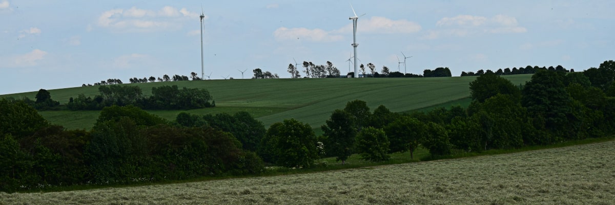 Windkraftanlage bei Großwaltersdorf im Erzgebirge